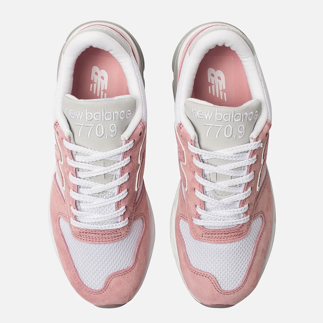 New Balance Женские кроссовки W7709DB