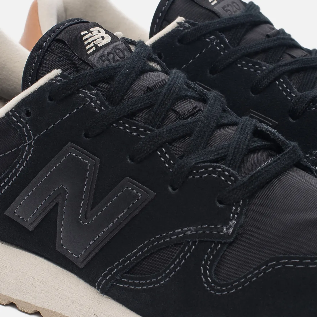 New Balance Женские кроссовки WL520BK