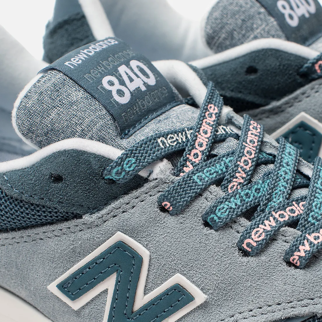 New Balance Женские кроссовки WL840RTC