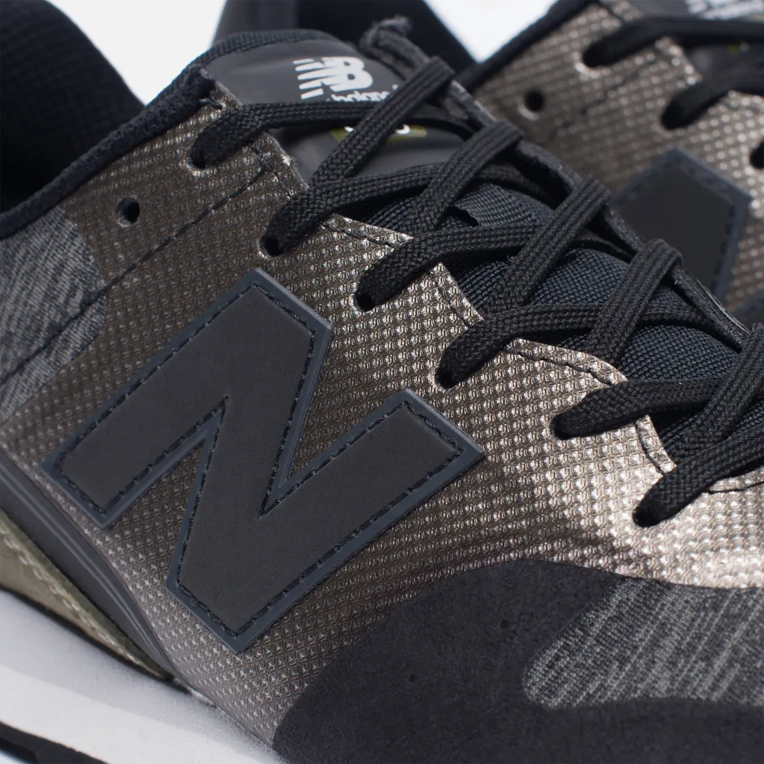 New Balance Женские кроссовки WR996NOC