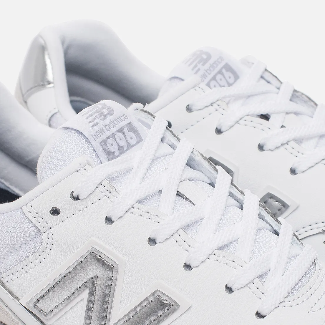 New Balance Женские кроссовки WR996WM Whiteout Pack