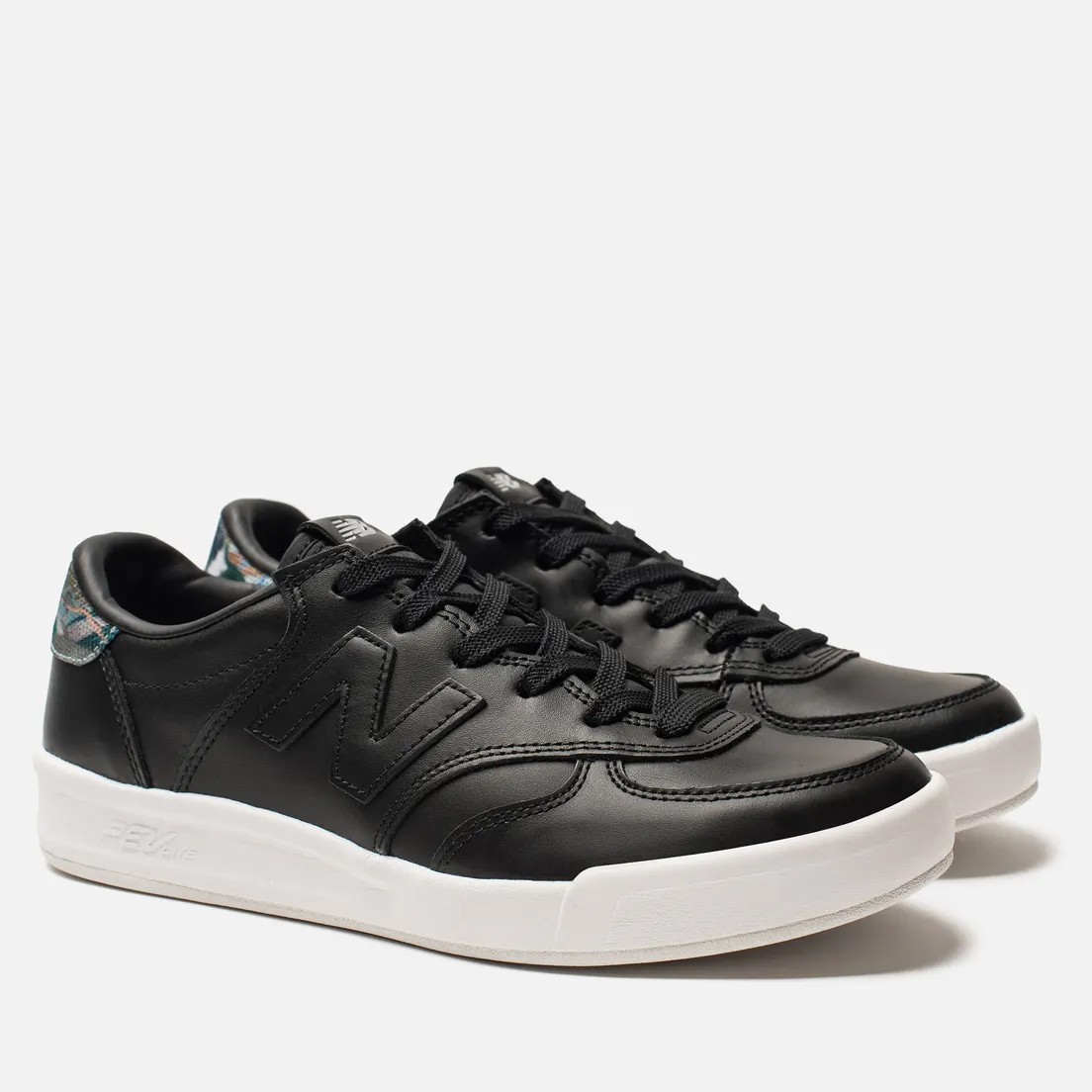 New Balance Женские кроссовки WRT300PA