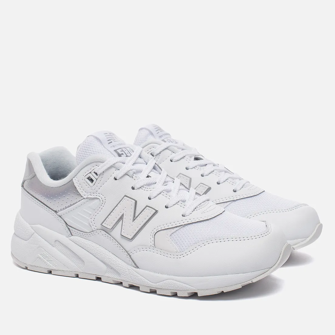 New Balance Женские кроссовки WRT580WM Whiteout Pack