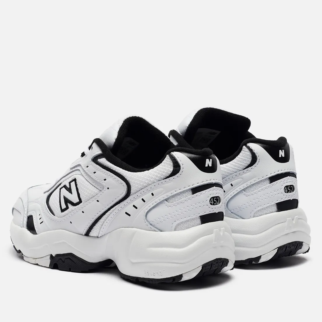 New Balance Женские кроссовки WX452SB