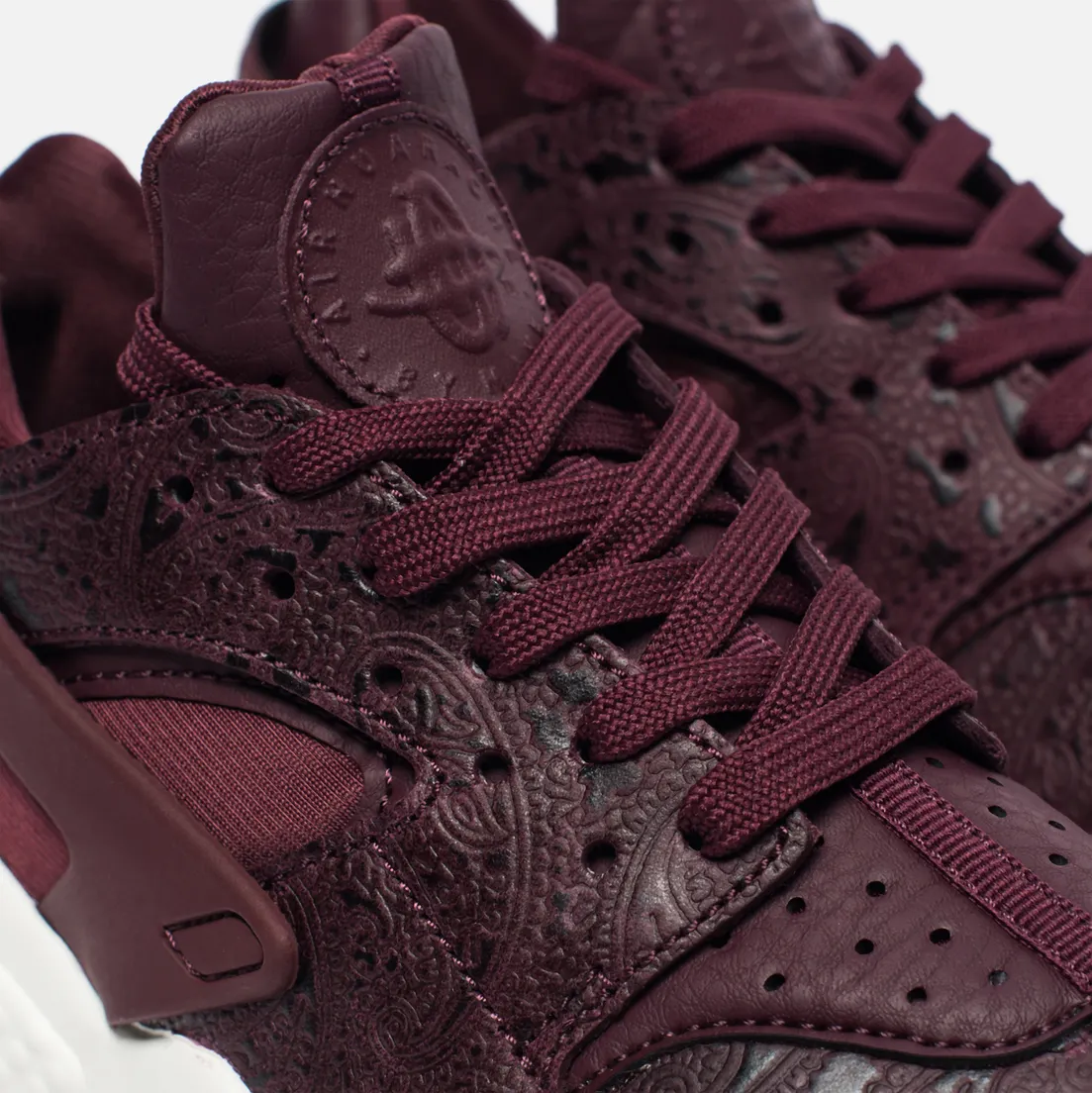Nike Женские кроссовки Air Huarache Run Premium