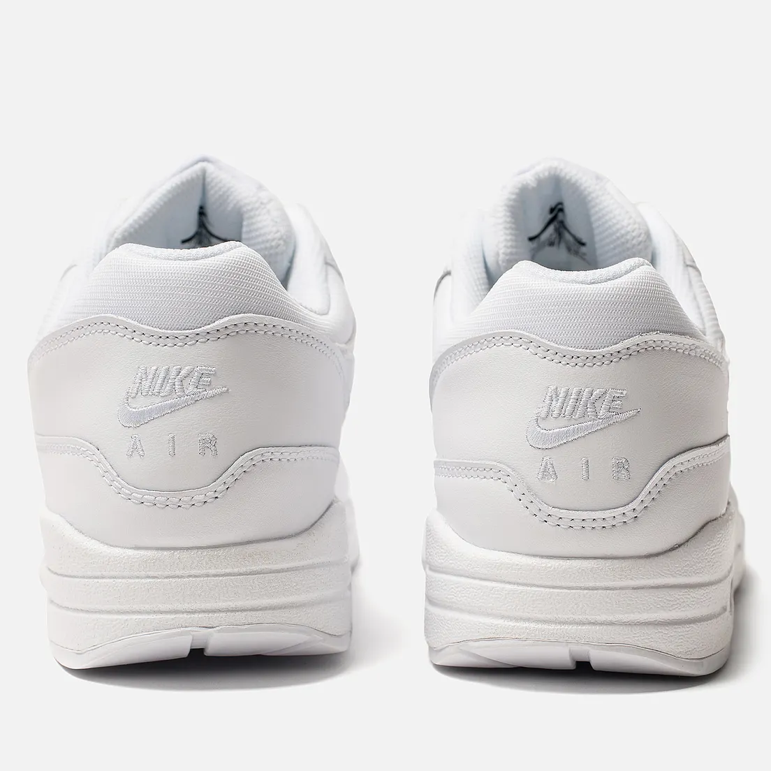 Nike Женские кроссовки Air Max 1