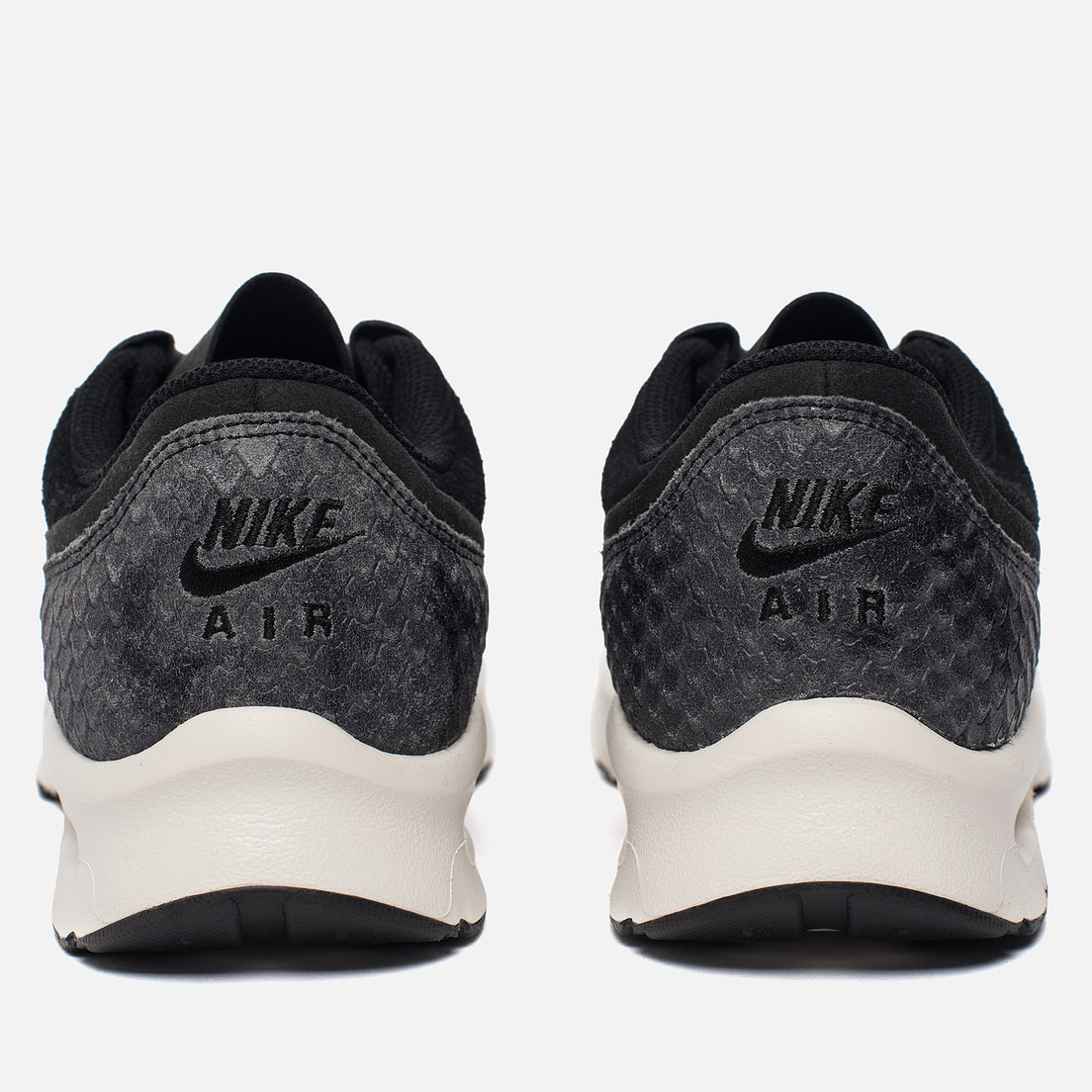 Nike air max jewell trainers in grey hotsell