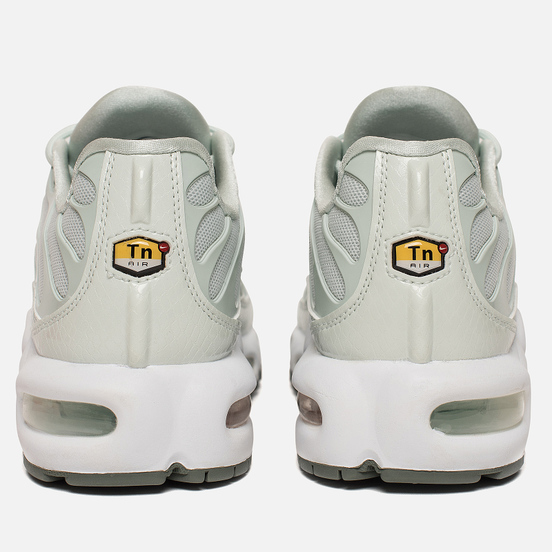 Женские кроссовки Nike Air Max Plus SE Barely Grey/Clay Green/Barely Grey