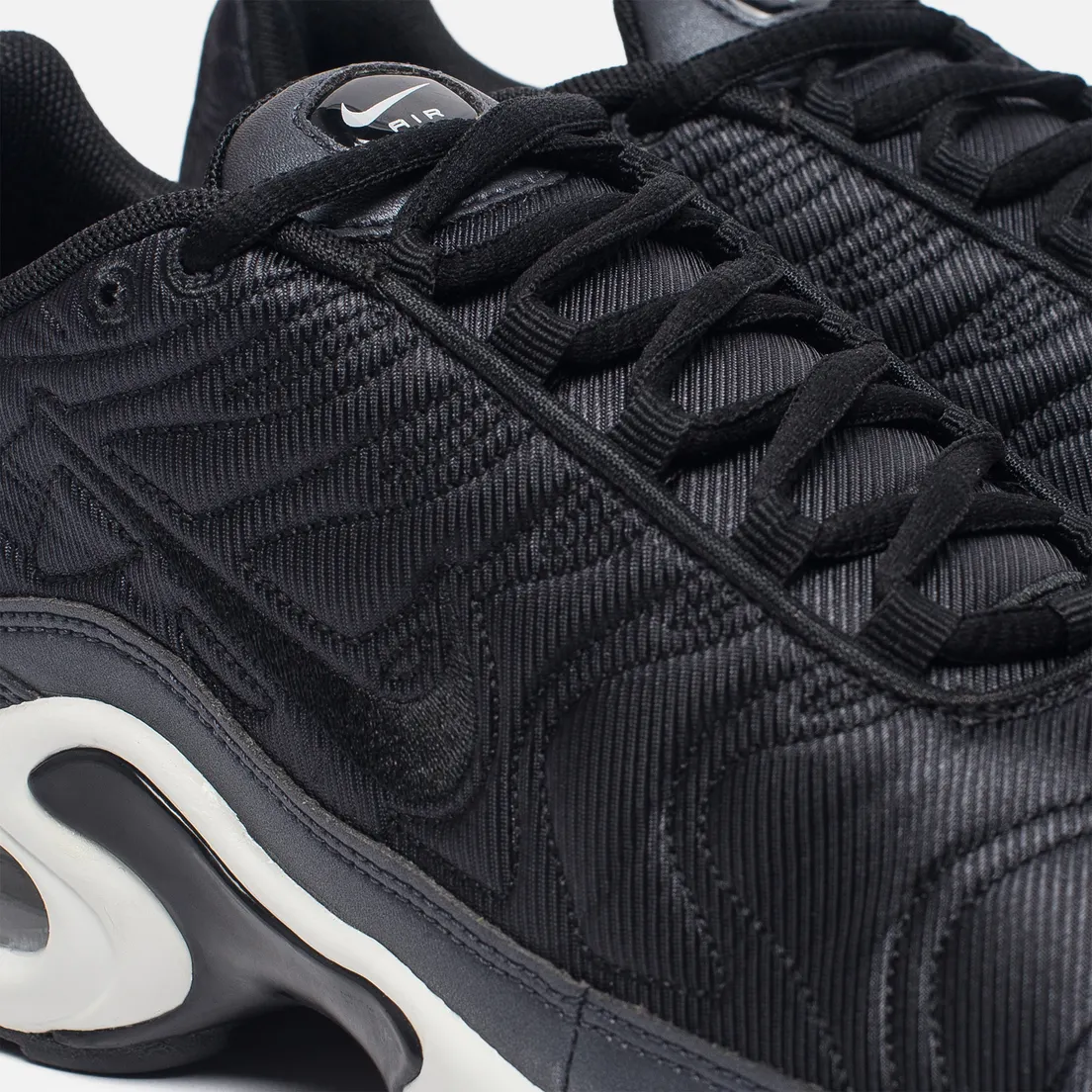 Nike Женские кроссовки Air Max Plus SE Metallic