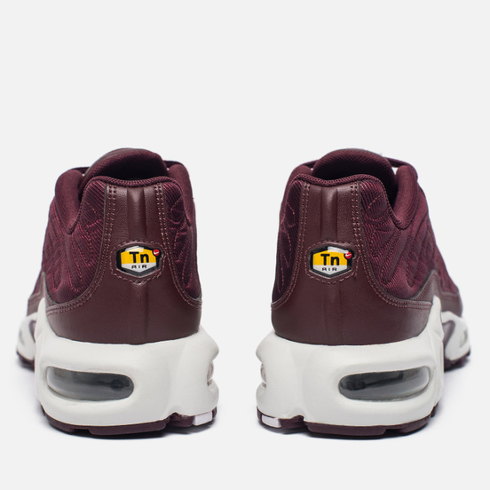 Женские кроссовки Nike Air Max Plus SE Metallic Mahogany/Night Maroon/Summit White