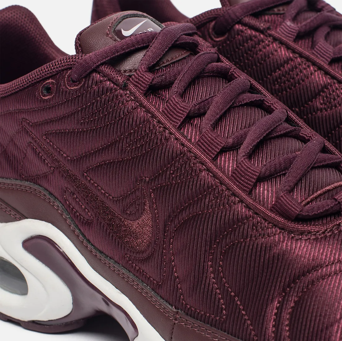 Nike Женские кроссовки Air Max Plus SE Metallic