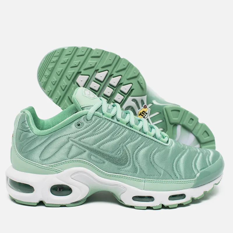 Nike Женские кроссовки Air Max Plus SE NT Satin Pack