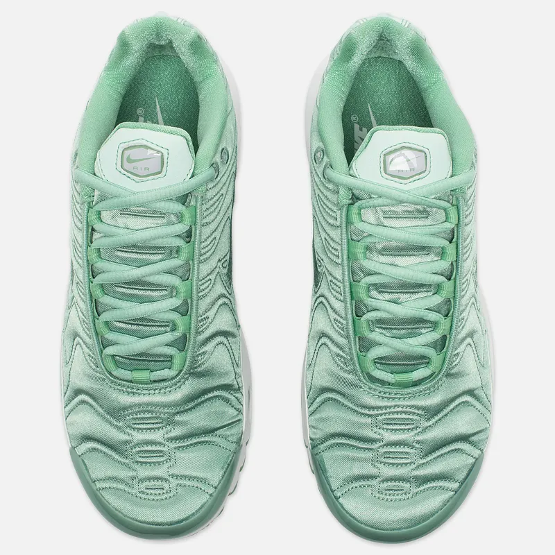 Nike Женские кроссовки Air Max Plus SE NT Satin Pack