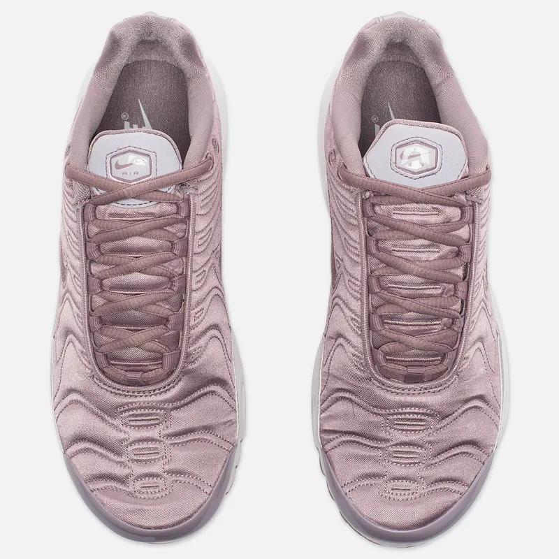 Nike Женские кроссовки Air Max Plus SE NT Satin Pack