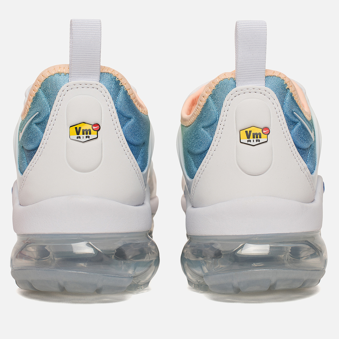 Nike Air Vapormax Plus AO4550 100