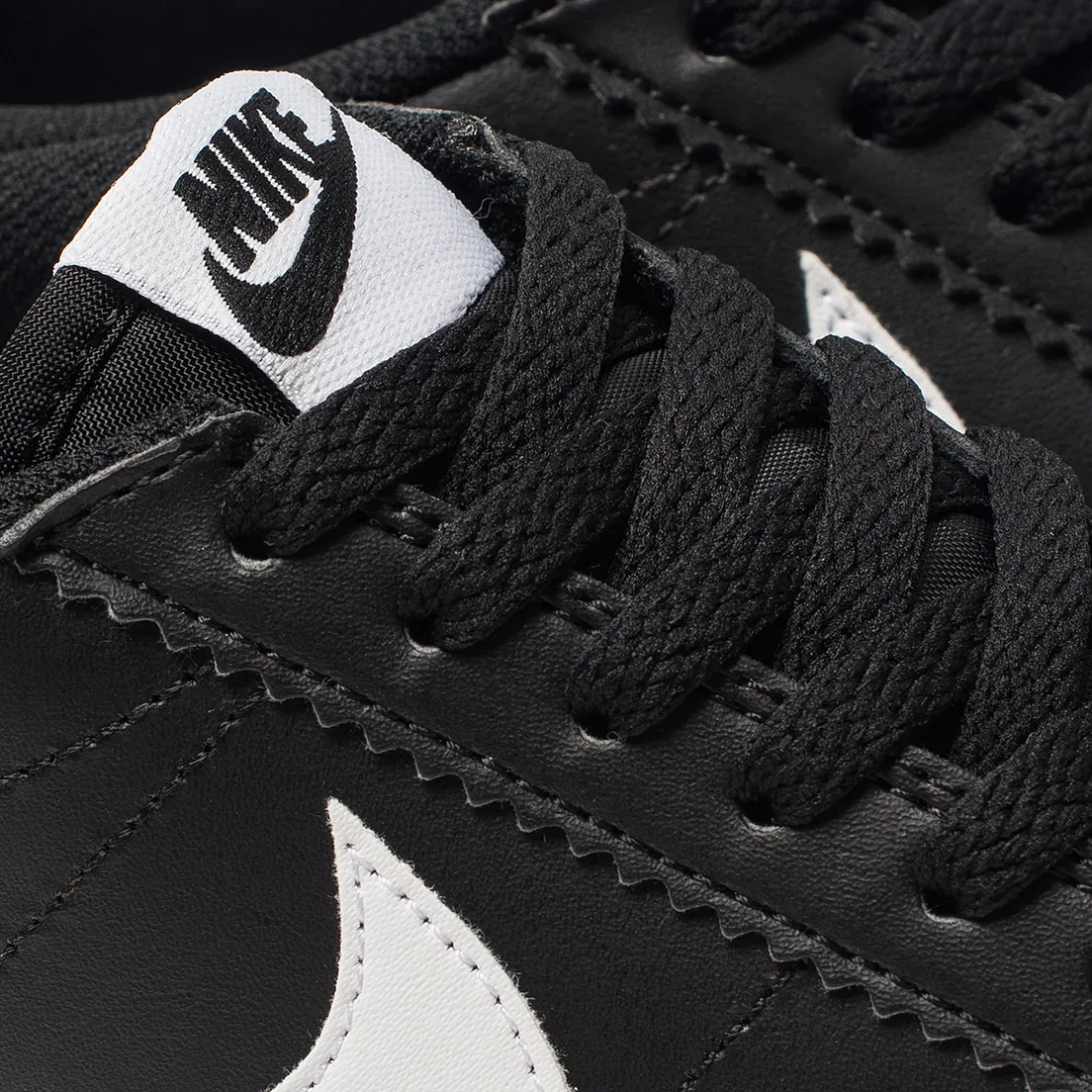 Nike Женские кроссовки Classic Cortez Leather
