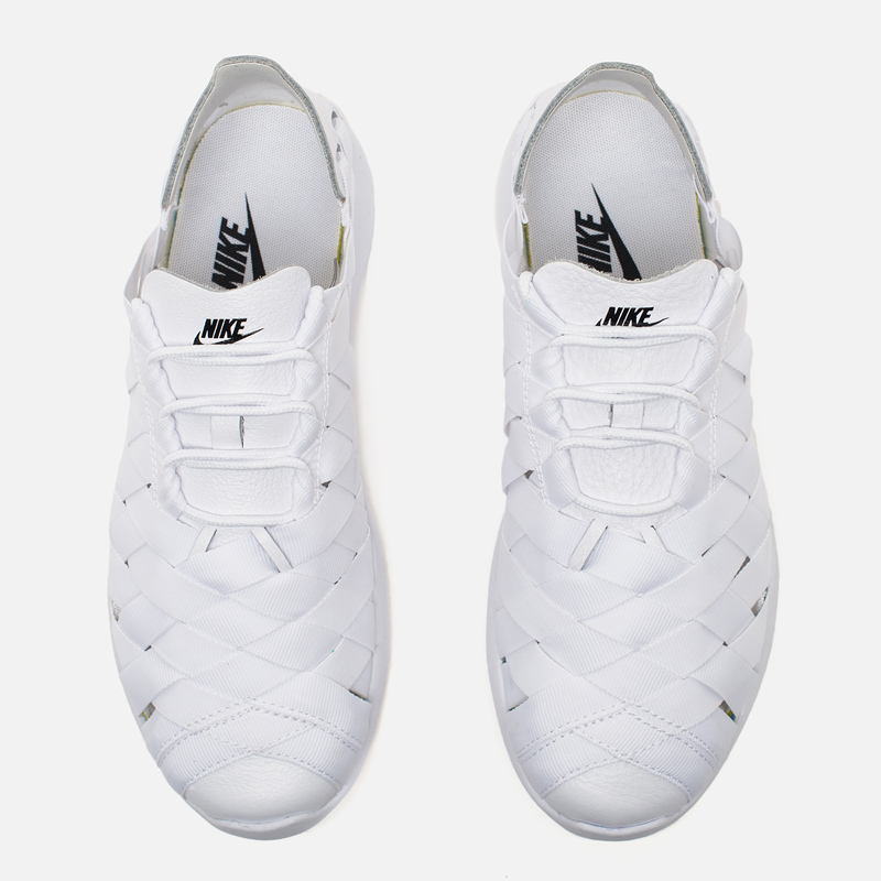 Nike Женские кроссовки Juvenate Woven