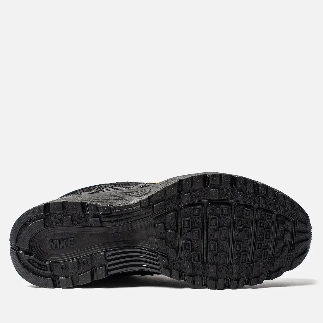 Nike Женские кроссовки P-6000