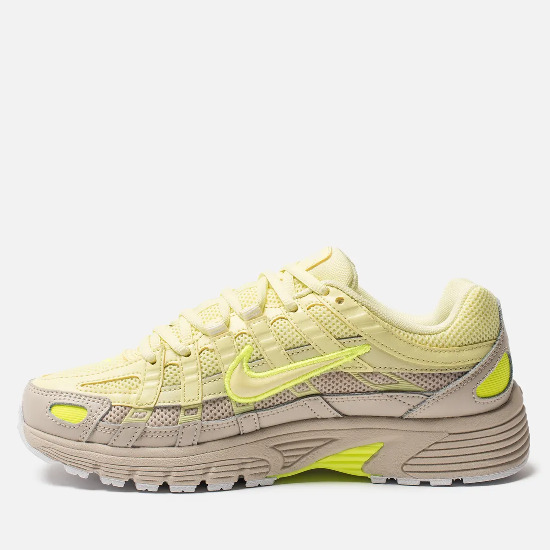 Nike Женские кроссовки P-6000