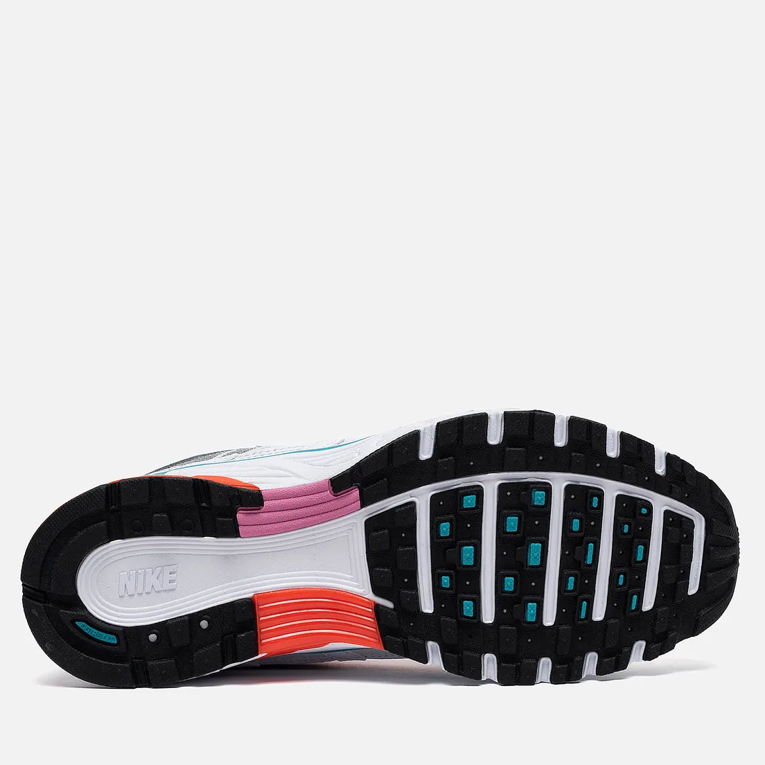 Nike Женские кроссовки P-6000