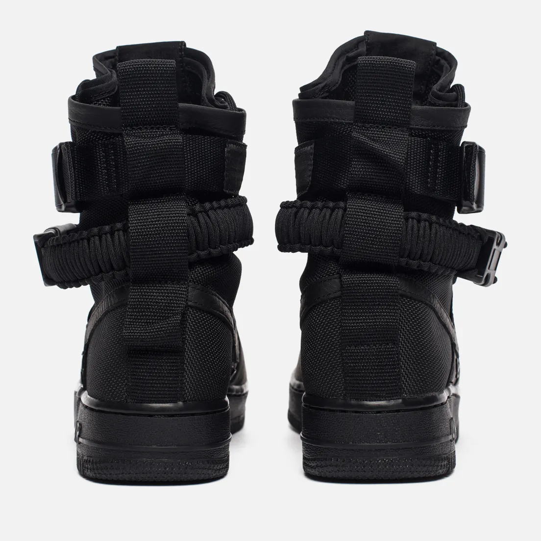 Nike Женские кроссовки Special Field Air Force 1