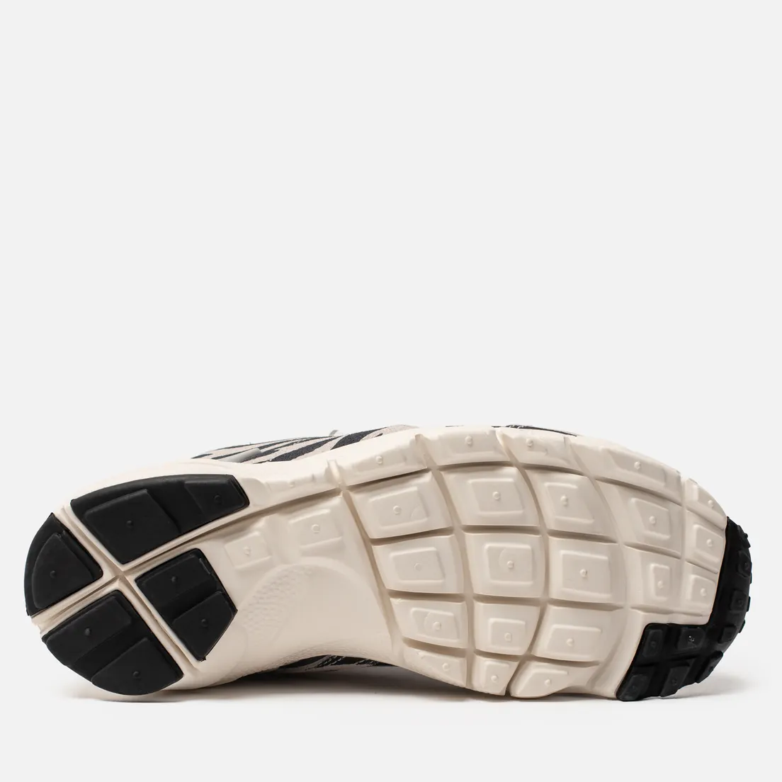 Nike Женские кроссовки x Olivia Kim Air Footscape NXN No Cover