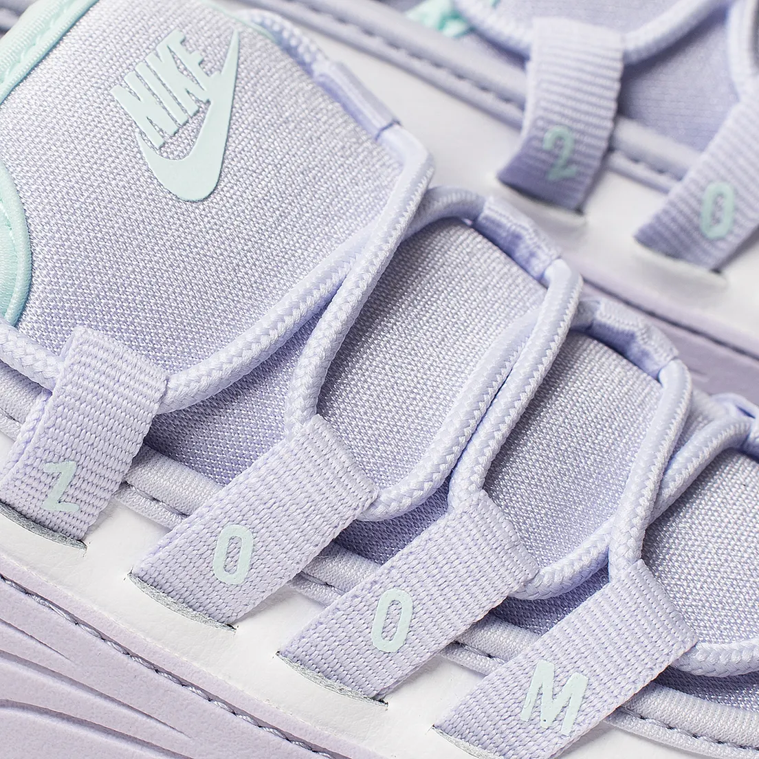 Nike Женские кроссовки Zoom 2K