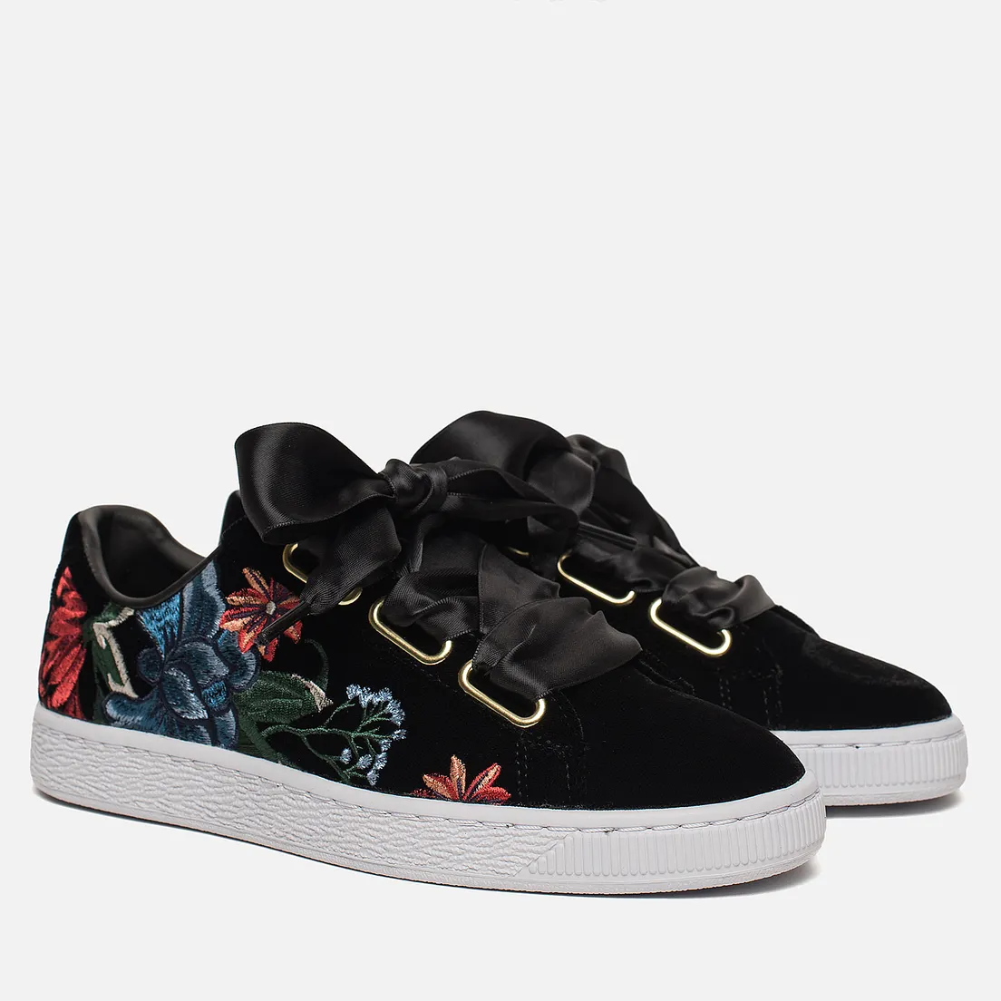 Puma Женские кроссовки Basket Heart Hyper Embroidery