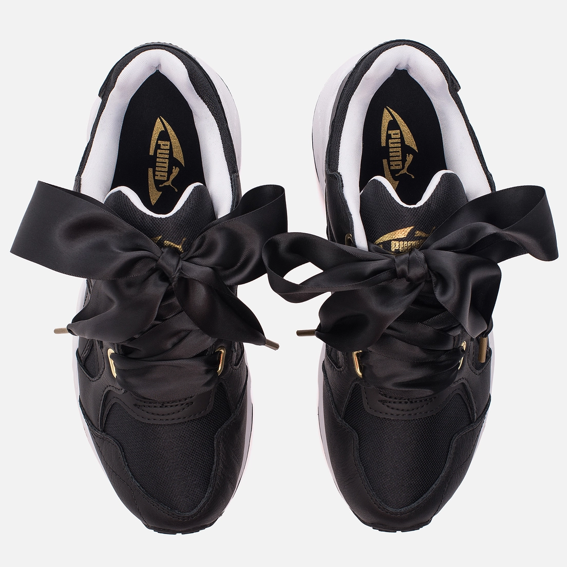 Puma Женские кроссовки Prevail Heart