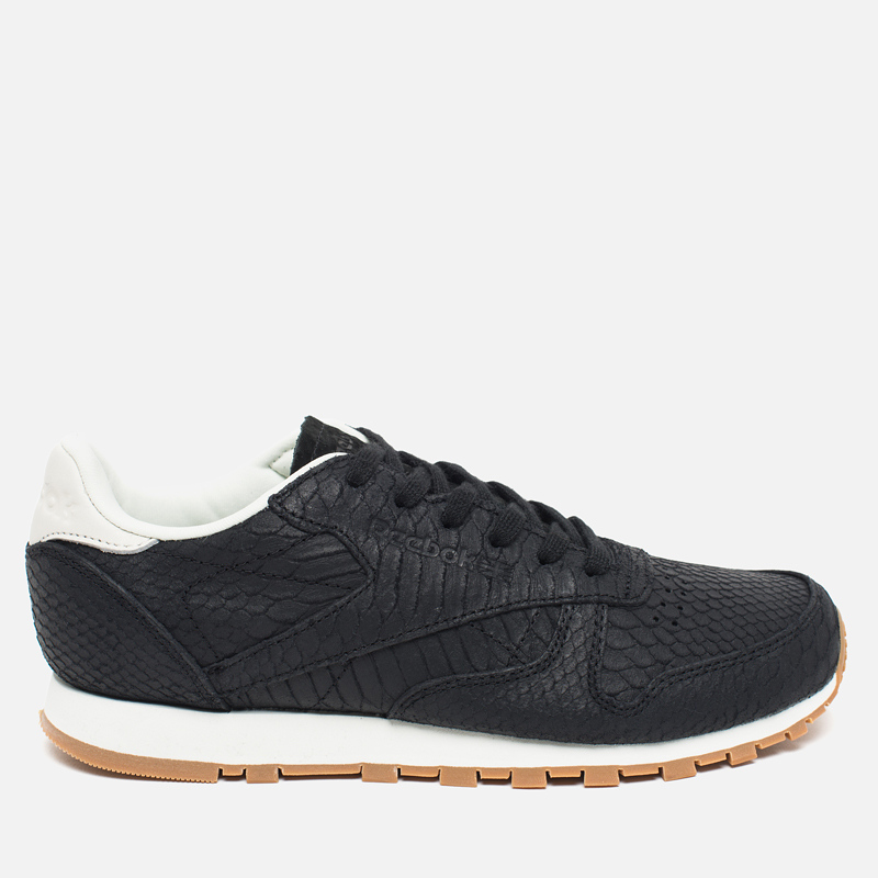 reebok classic clean