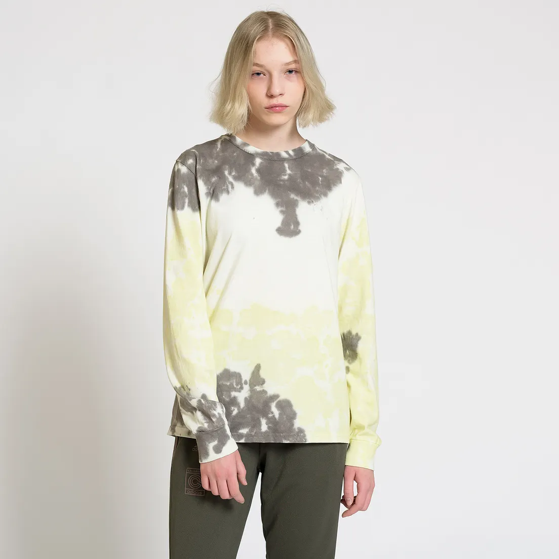 Stussy Женский лонгслив Space TD