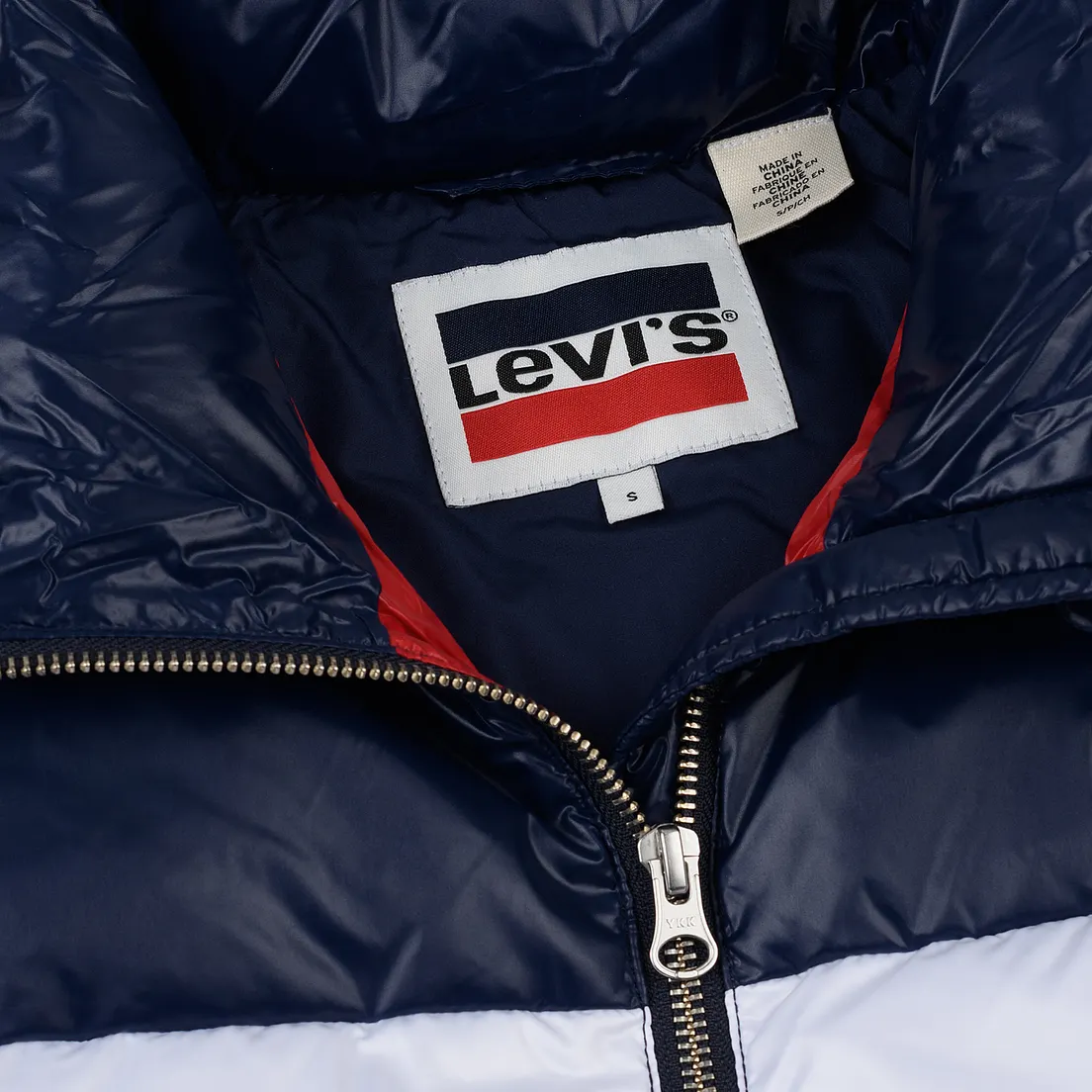 Levi's Женский пуховик Short Puffer