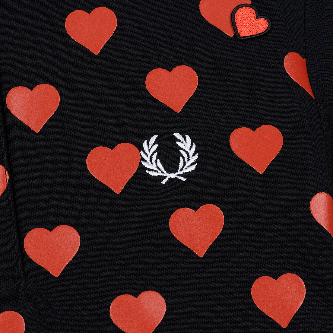 Fred Perry Женское поло x Amy Winehouse Heart Print Pique