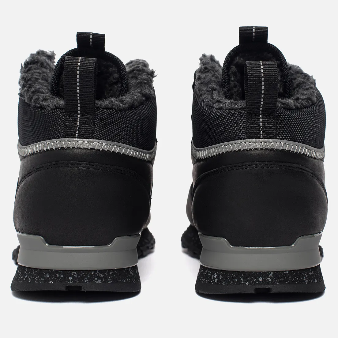 Reebok Зимние кроссовки Classic Leather Mid Sherpa II SPP