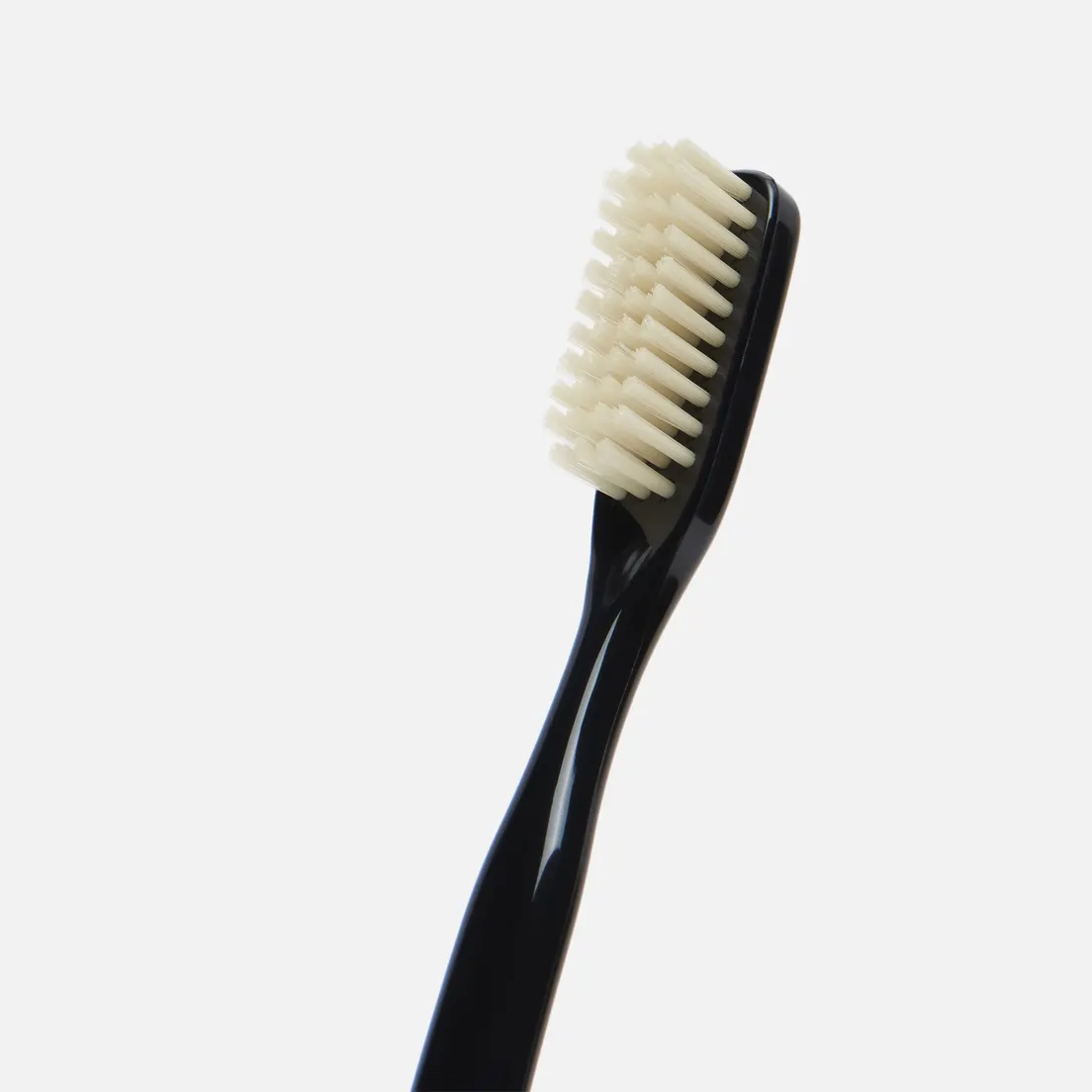 Acca Kappa Зубная щетка Hard Nylon Rounded Tips