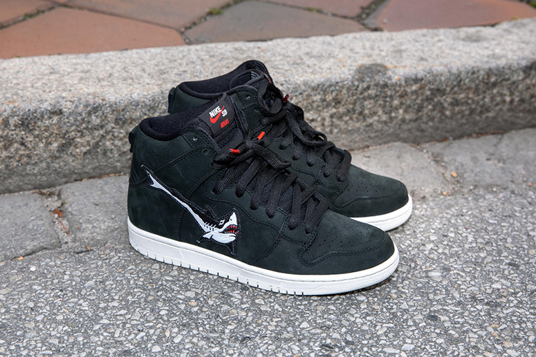 Nike SB × OSKi Dunk High: акулье мастерство
